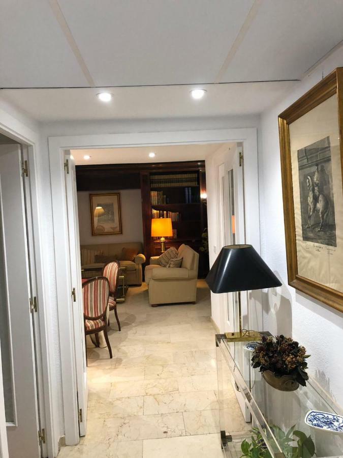 Alojamiento Ronda De Los Tejares Córdova Exterior foto